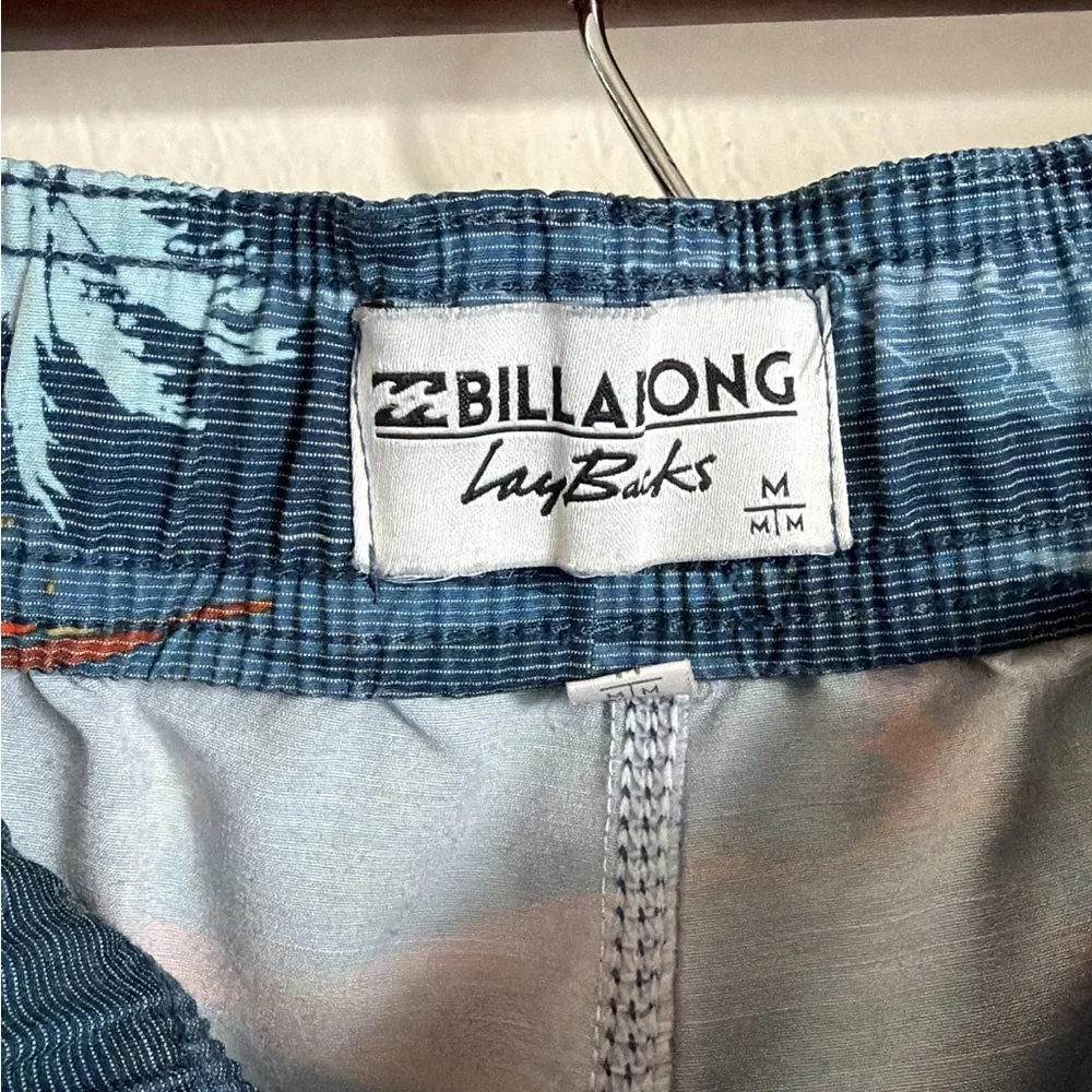 Billabong Swim Trunks Men’s M Retro Boardshorts Tropical Island Surf Beach Camel